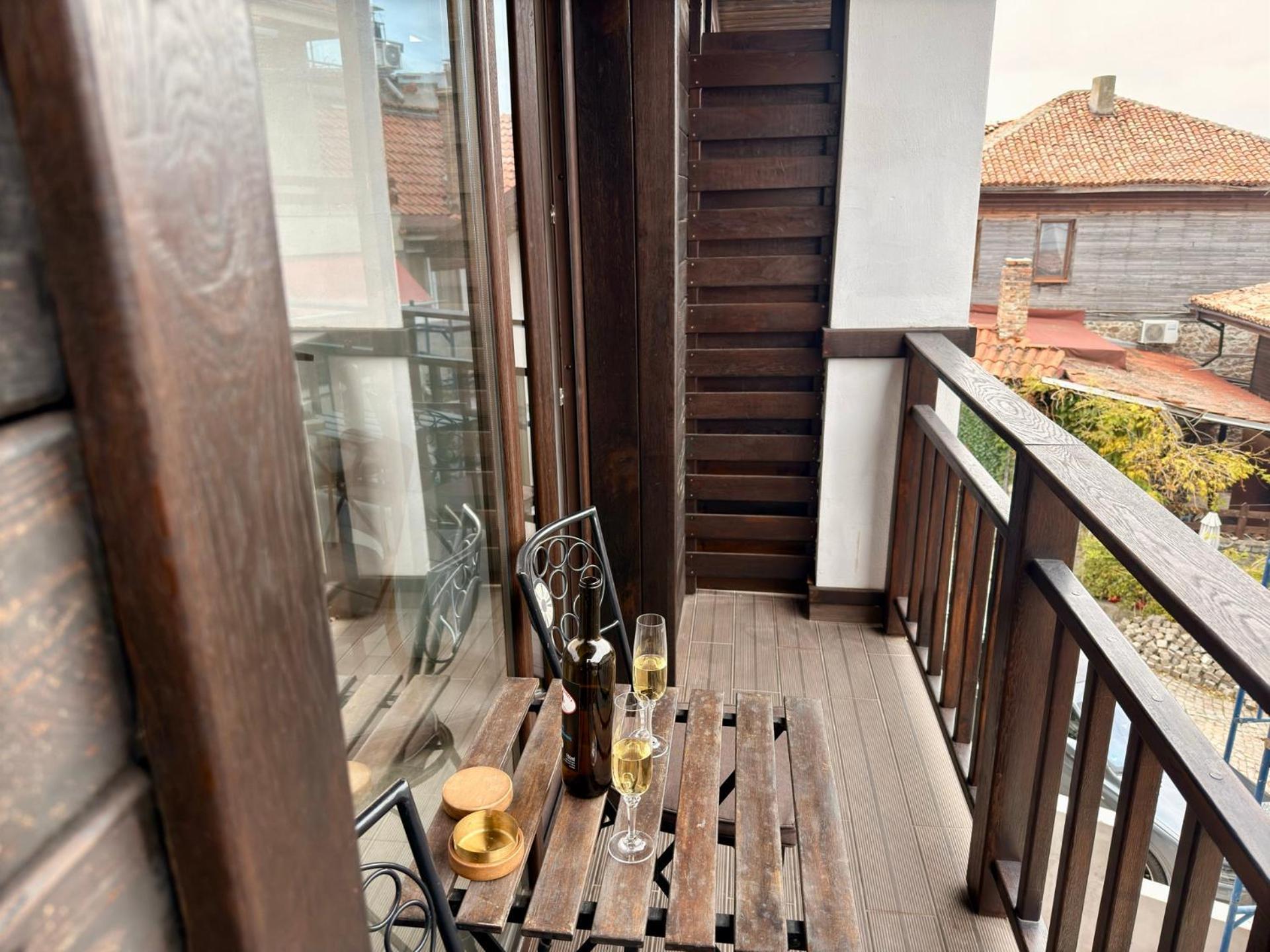 Arthotel Oscar II Sozopol Bagian luar foto