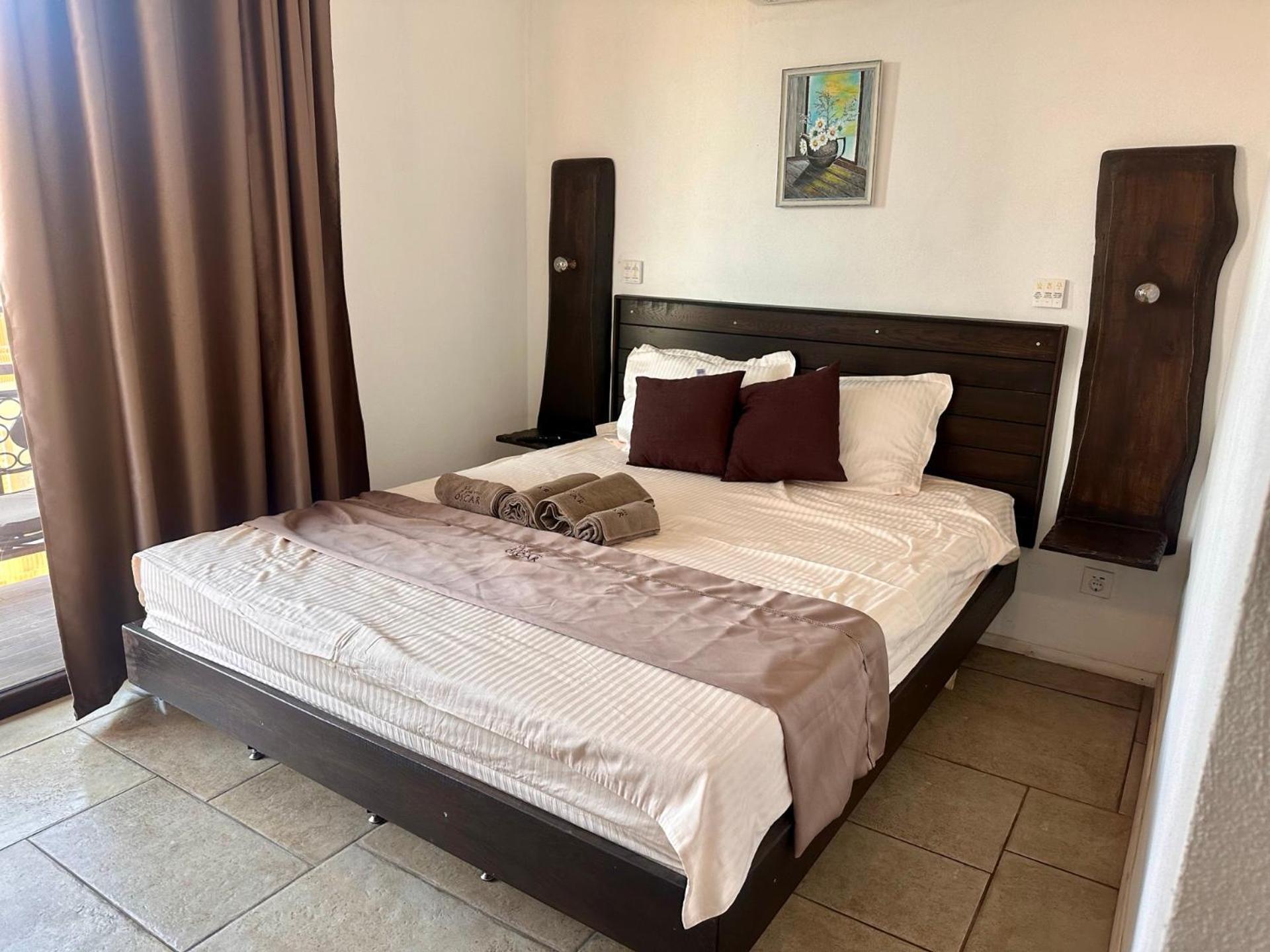 Arthotel Oscar II Sozopol Bagian luar foto